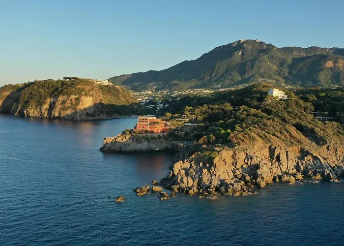 ホテル Mezzatorre & Thermal Forio di Ischia